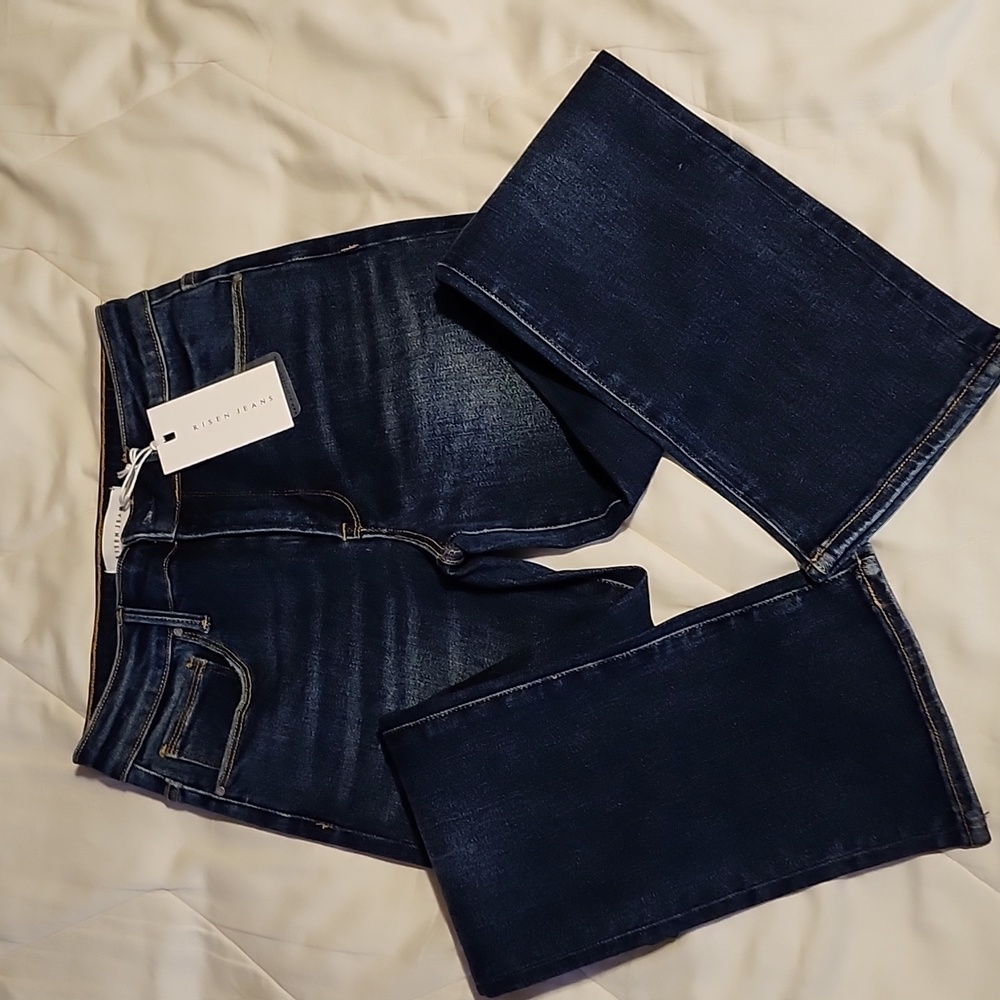 Risen Jeans